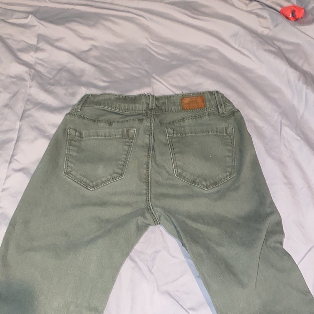 Jeans - Picture 2 of 3